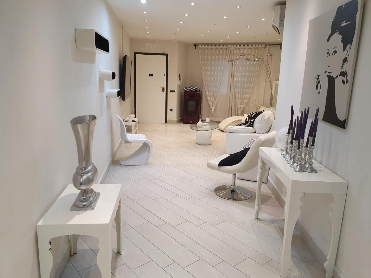 Casa Vacanza Pozzuoli Apartment Екстериор снимка