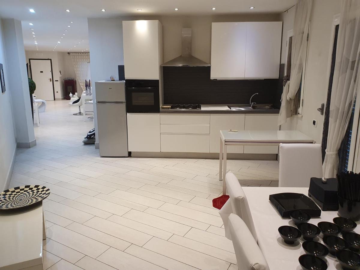Casa Vacanza Pozzuoli Apartment Екстериор снимка