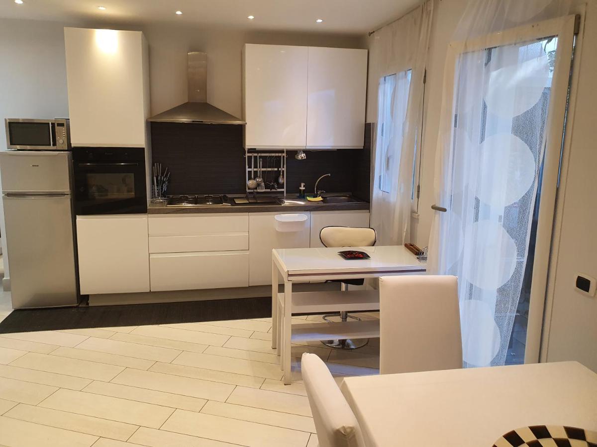 Casa Vacanza Pozzuoli Apartment Екстериор снимка