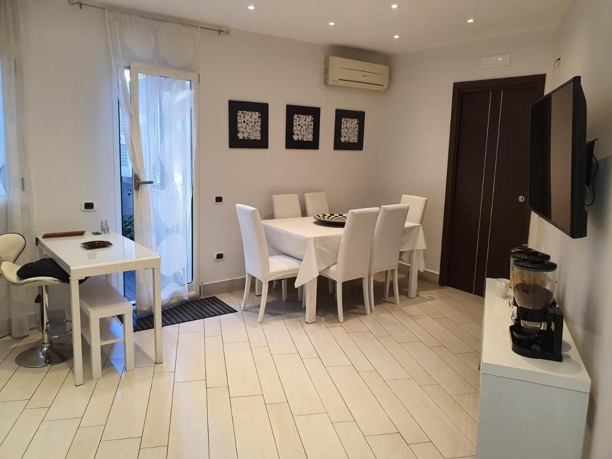 Casa Vacanza Pozzuoli Apartment Екстериор снимка