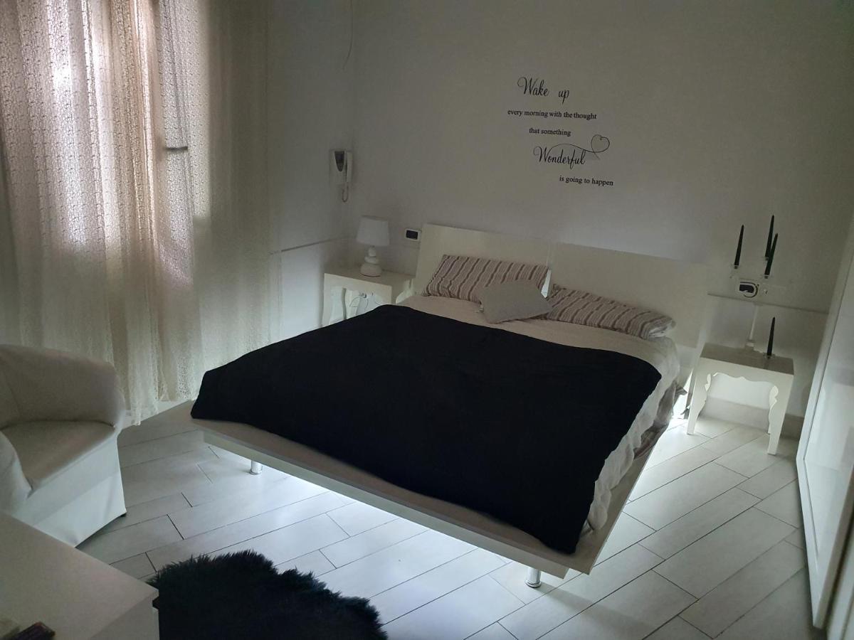 Casa Vacanza Pozzuoli Apartment Екстериор снимка